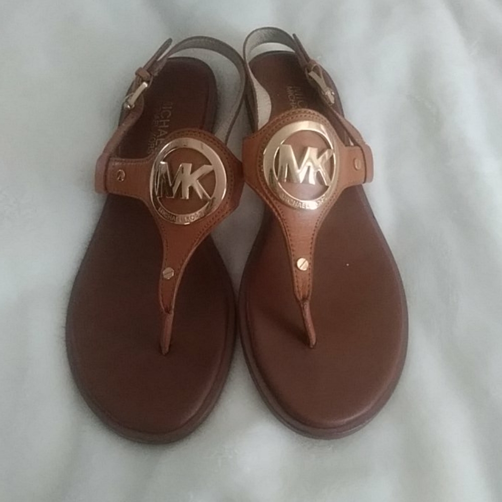 Michael Kors emblem Sandals size 8